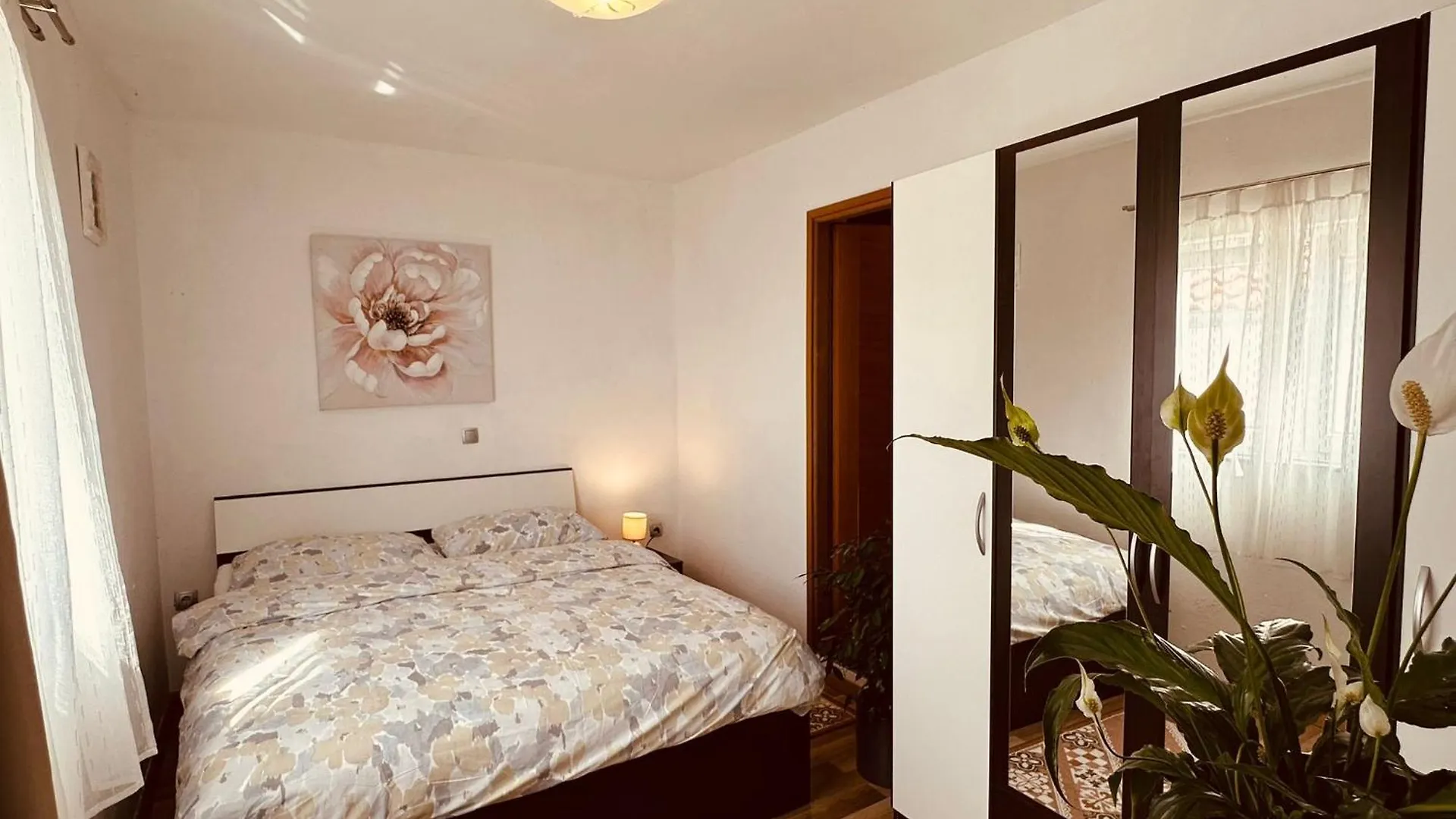 Apartman Josip Starigrad Paklenica 0*,  Croatia