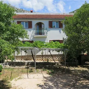 Lumbrela Starigrad Paklenica