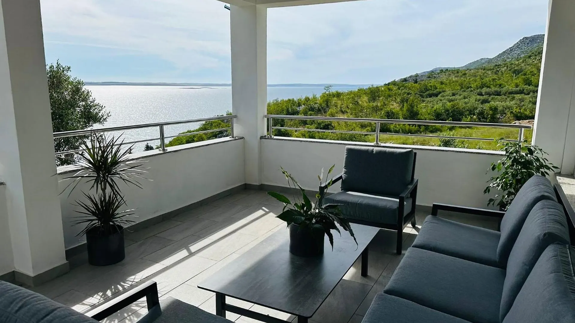 Apartman Josip Starigrad Paklenica Apartment